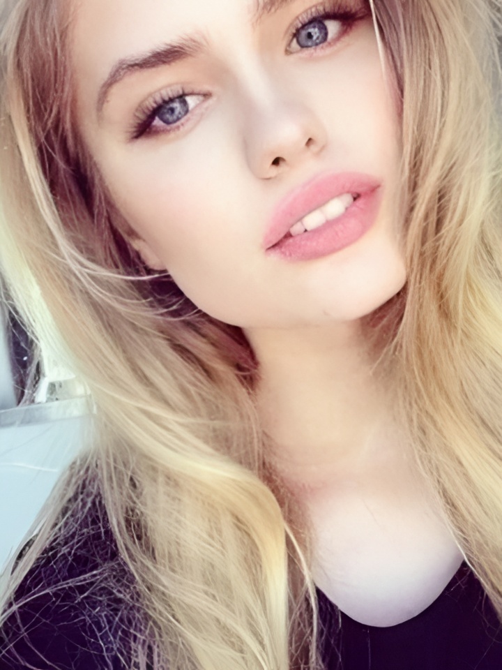 Кристина привлекальеная девушка из Старицы цена от 2500 руб