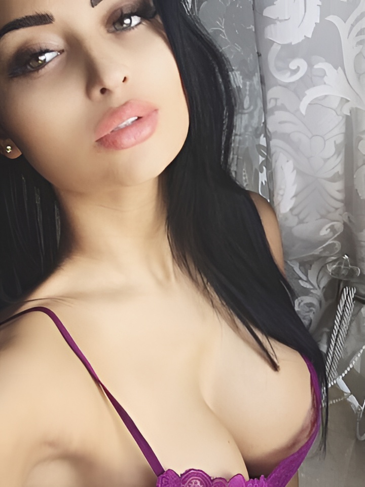 Лилия привлекальеная девушка из Старицы цена от 5000 руб