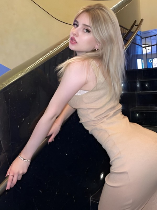 Василиса привлекательная девушка из Старицы цена от 3000 руб