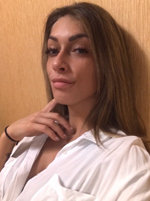 Люба привлекательная девушка из Старицы цена от 3500 руб